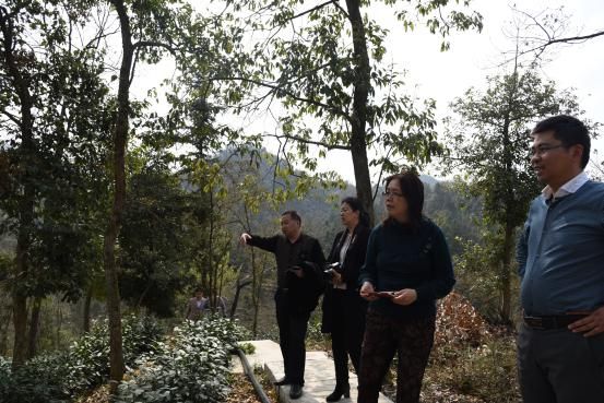 長石紅一行到六百里桃源基地參觀.jpg 長石紅一行到六百里桃源基地參觀.jpg