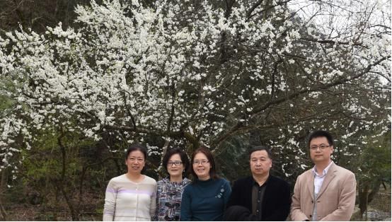 長石紅一行到六百里桃源基地參觀.jpg 長石紅一行到六百里桃源基地參觀.jpg